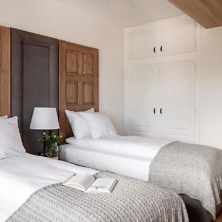 Apart-Center Motola Residence ザコパネ エクステリア 写真