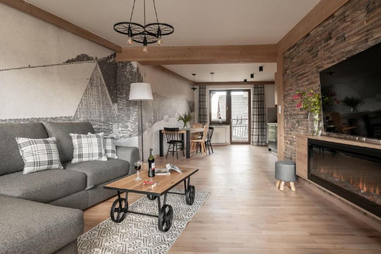 Apart-Center Motola Residence ザコパネ エクステリア 写真