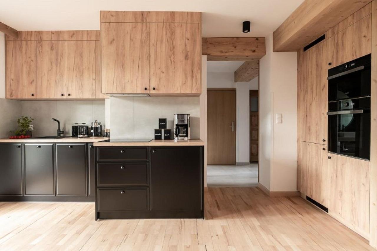 Apart-Center Motola Residence ザコパネ エクステリア 写真