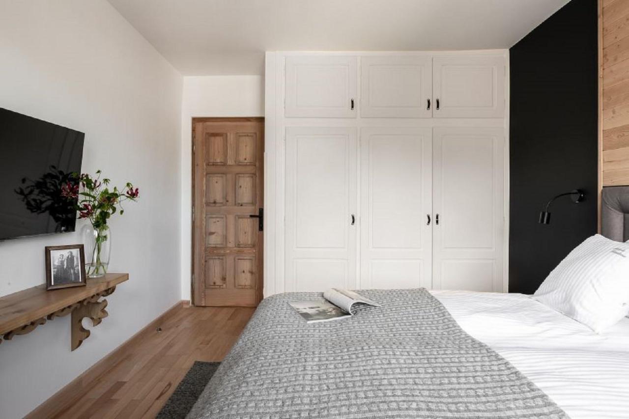 Apart-Center Motola Residence ザコパネ エクステリア 写真